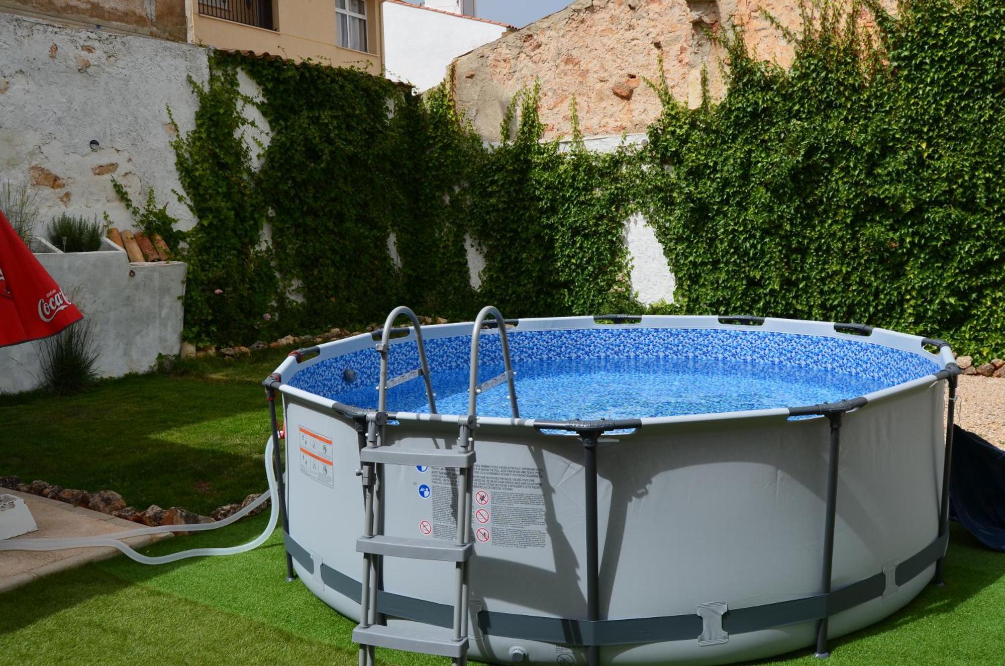 Villa La Antigua, Casa Centrica, Amplio Patio, Piscina Y Barbacoa Campillo de Altobuey Exterior foto